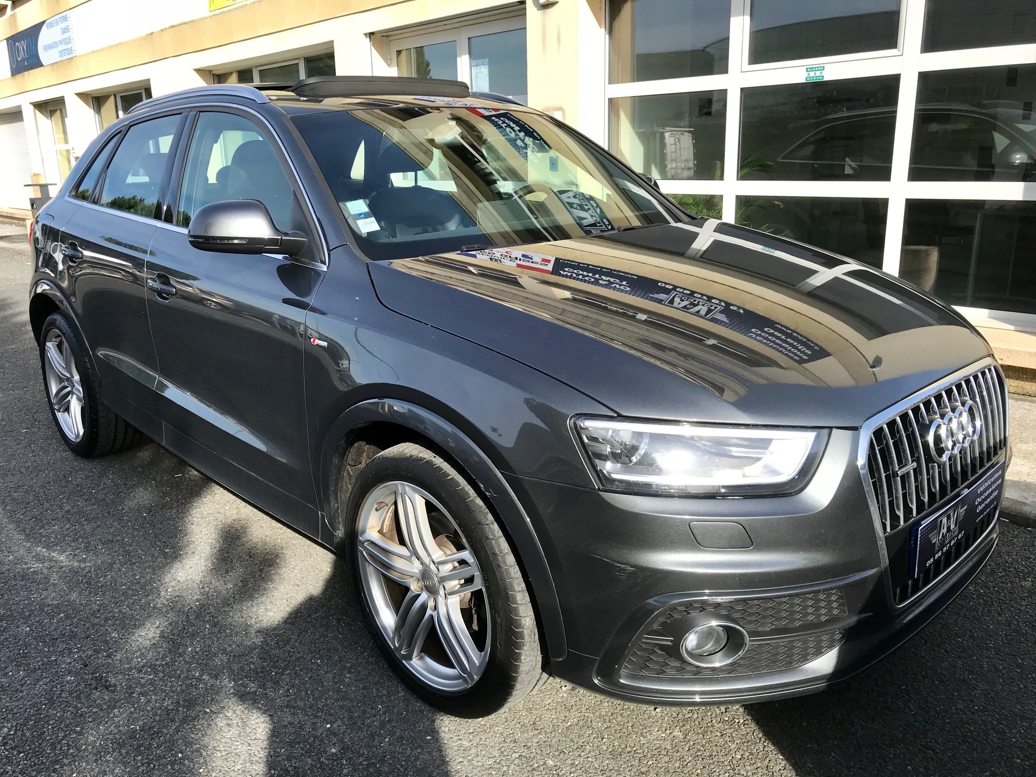 AUDI Q3 2.0 TFSI 211 CH QUATTRO S LINE S TRONIC 7 Du 01.02.2013 65 000 KMS VENDU Sarl Auto AUDI Q3 2.0 TFSI 211 CH QUATTRO S LINE S TRONIC 7 Du 01.02.2013 65 000 KMS VENDU Sarl Auto