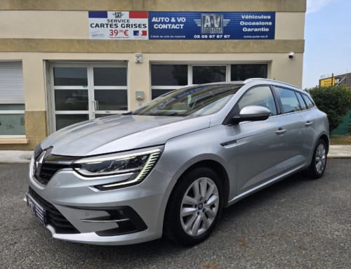 RENAULT MEGANE IV ESTATE E-TECH Plug-In HYBRID 160 BUSINESS Du 21.10.2021 – 119 500 KMS – 12 990 €
