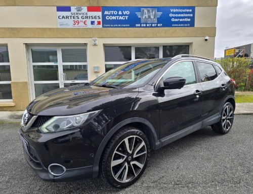 NISSAN QASHQAI 1.2 DIG-T 115 TEKNA BVM6 Du 14.09.2015 – 124 500 KMS – 8 990 €